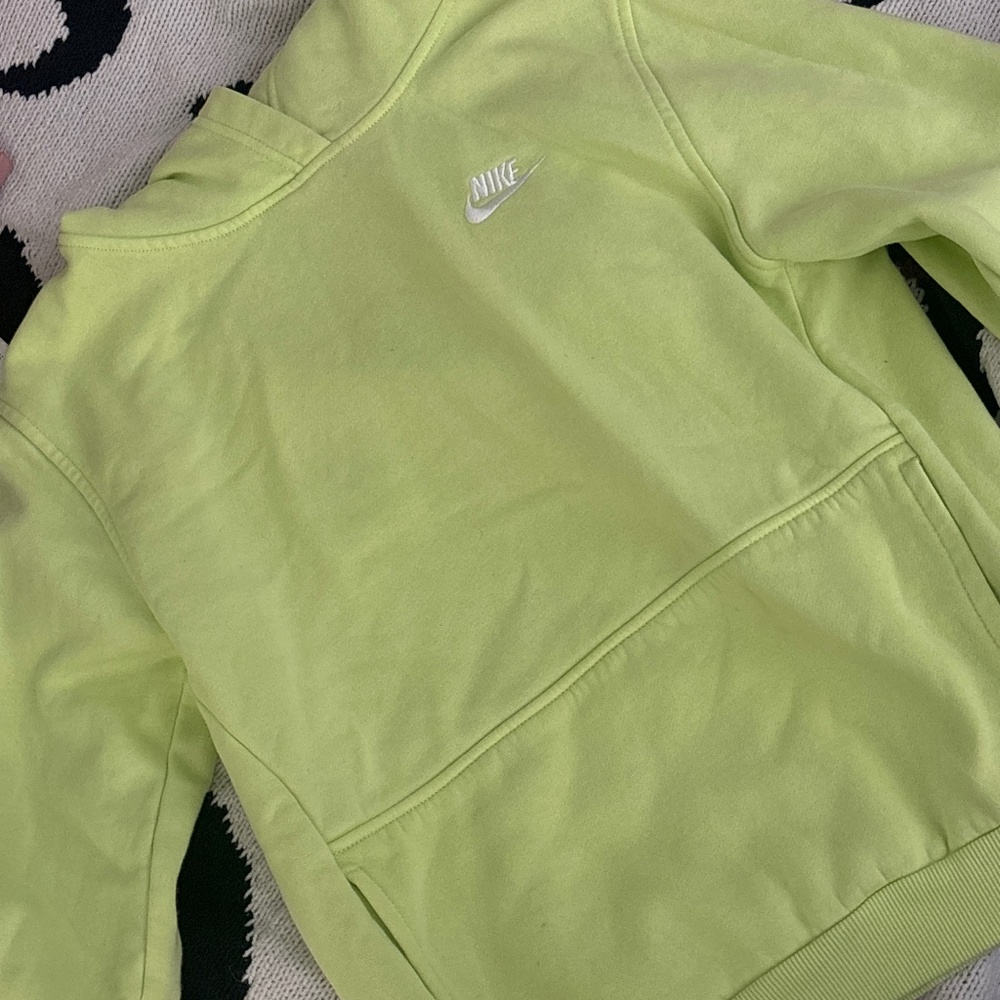 Nike hoodie youth xl